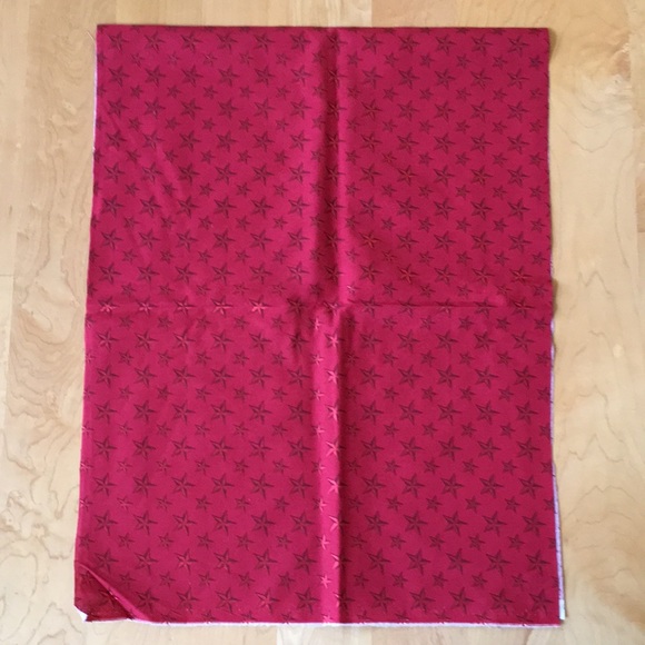 JOANN | Cotton Quilting Fabric Metallic Foil Stars - Picture 2 of 9